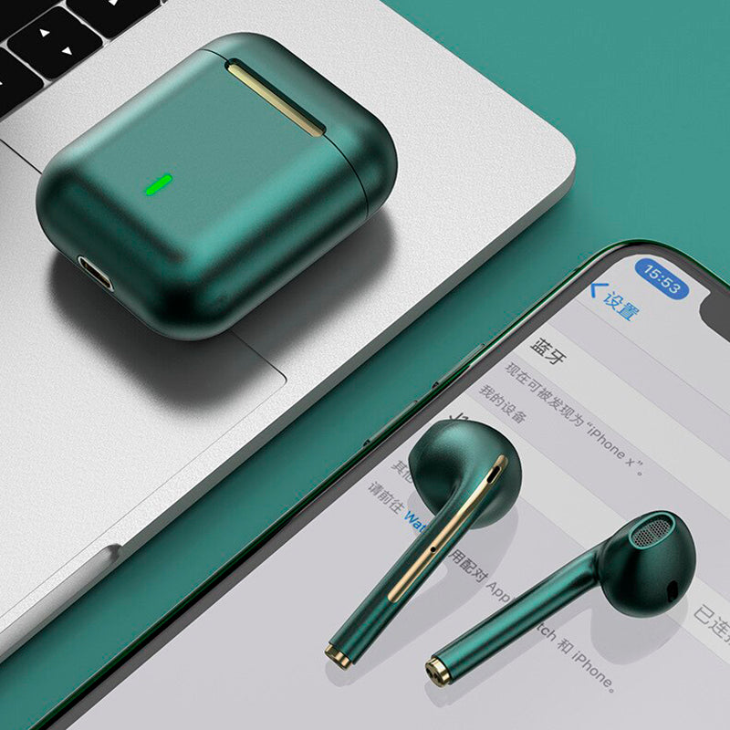 AURICULARES J18 CON ESTUCHE DE CARGA
